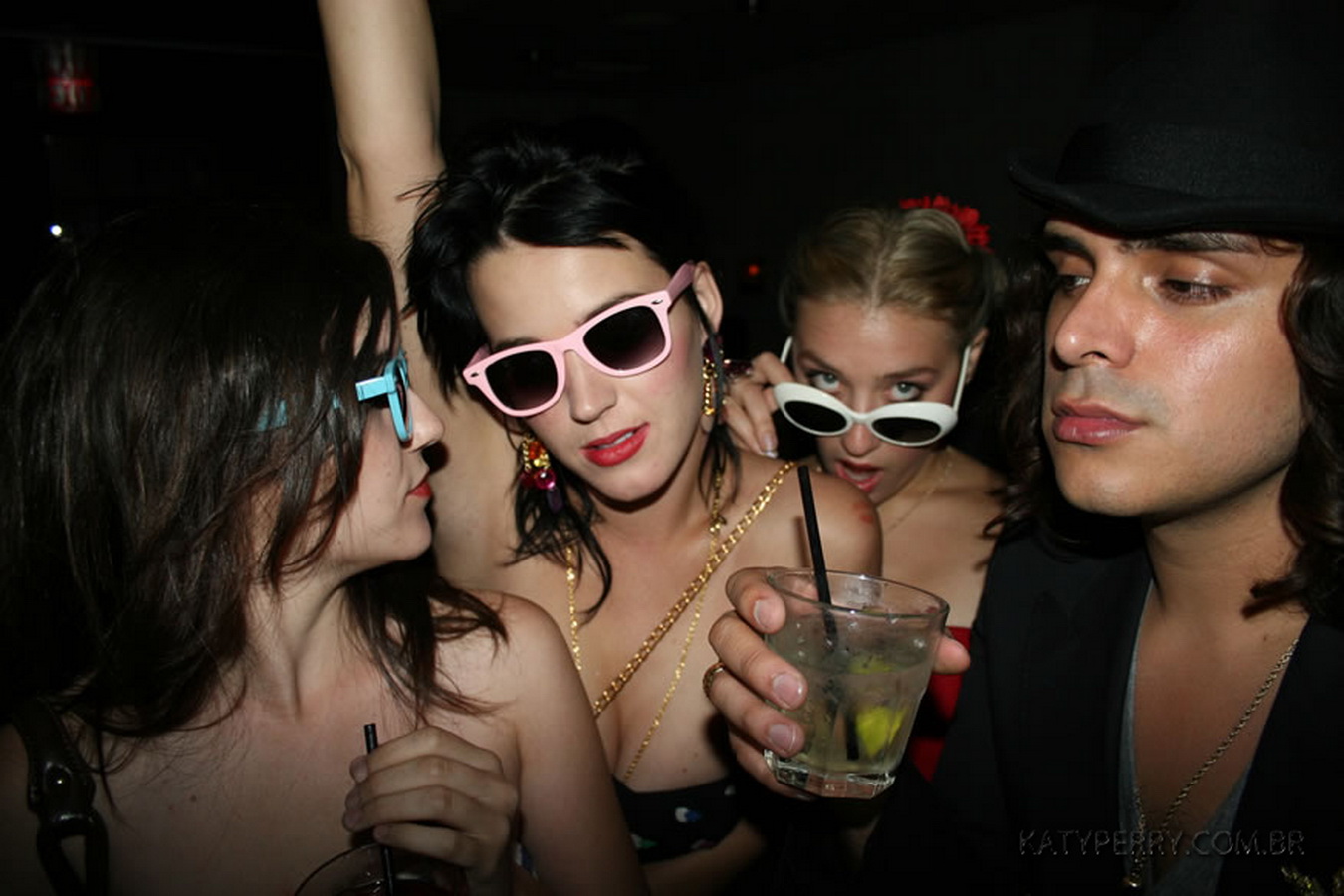 Katy_Perry_bobsslip_drunk_cleavage_downblouse_upskirt_nipslip_at_her_birthday_2007_party_99x_HQ_45.jpg