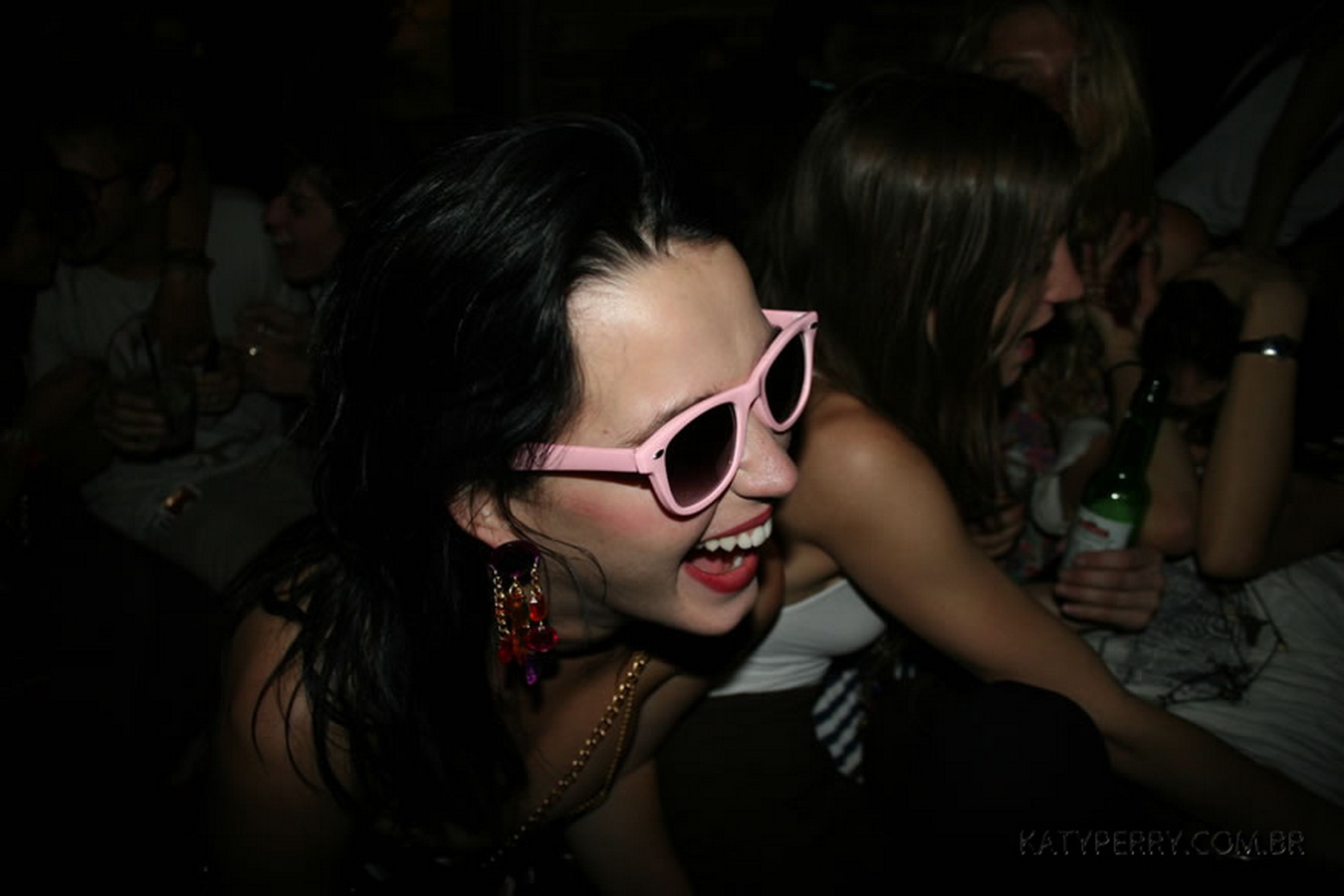 Katy_Perry_bobsslip_drunk_cleavage_downblouse_upskirt_nipslip_at_her_birthday_2007_party_99x_HQ_43.jpg