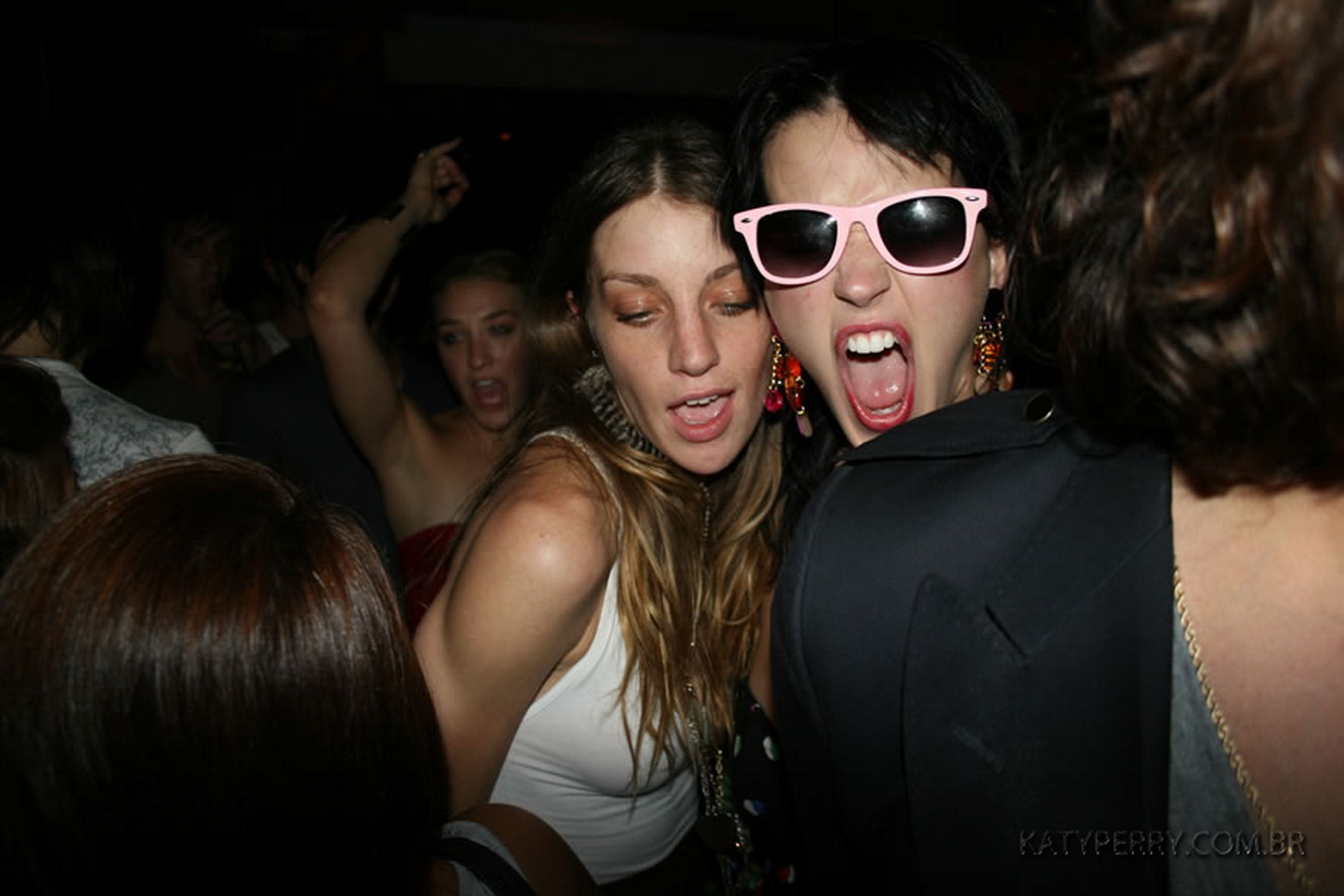 Katy_Perry_bobsslip_drunk_cleavage_downblouse_upskirt_nipslip_at_her_birthday_2007_party_99x_HQ_31.jpg