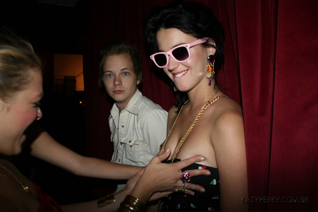 Katy_Perry_bobsslip_drunk_cleavage_downblouse_upskirt_nipslip_at_her_birthday_2007_party_99x_HQ_28.jpg