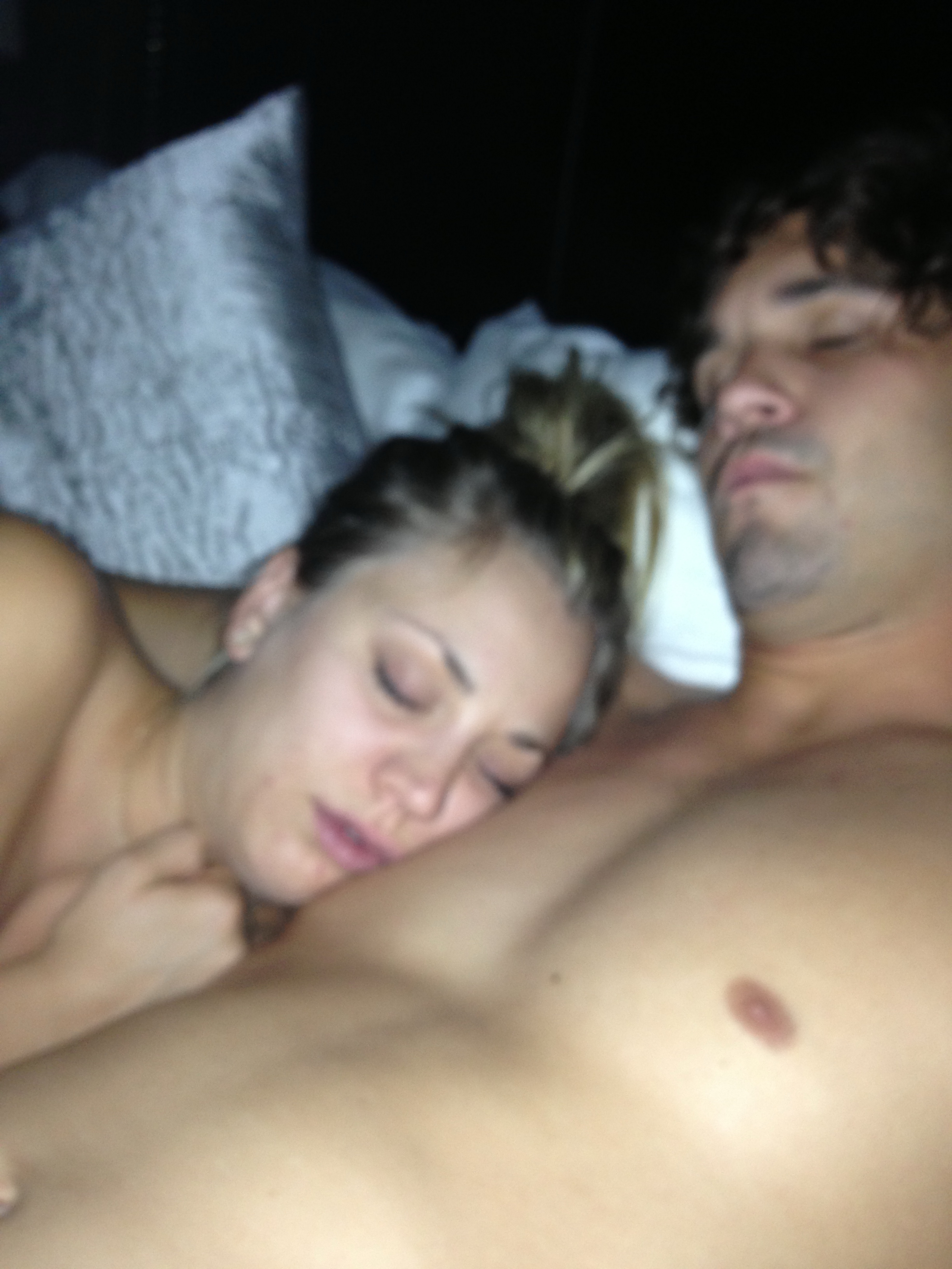 Kaley_Cuoco_leaked_private_nude_photo_and_video_hacked_personal_naked_pics_46x_MixQ_22.JPG