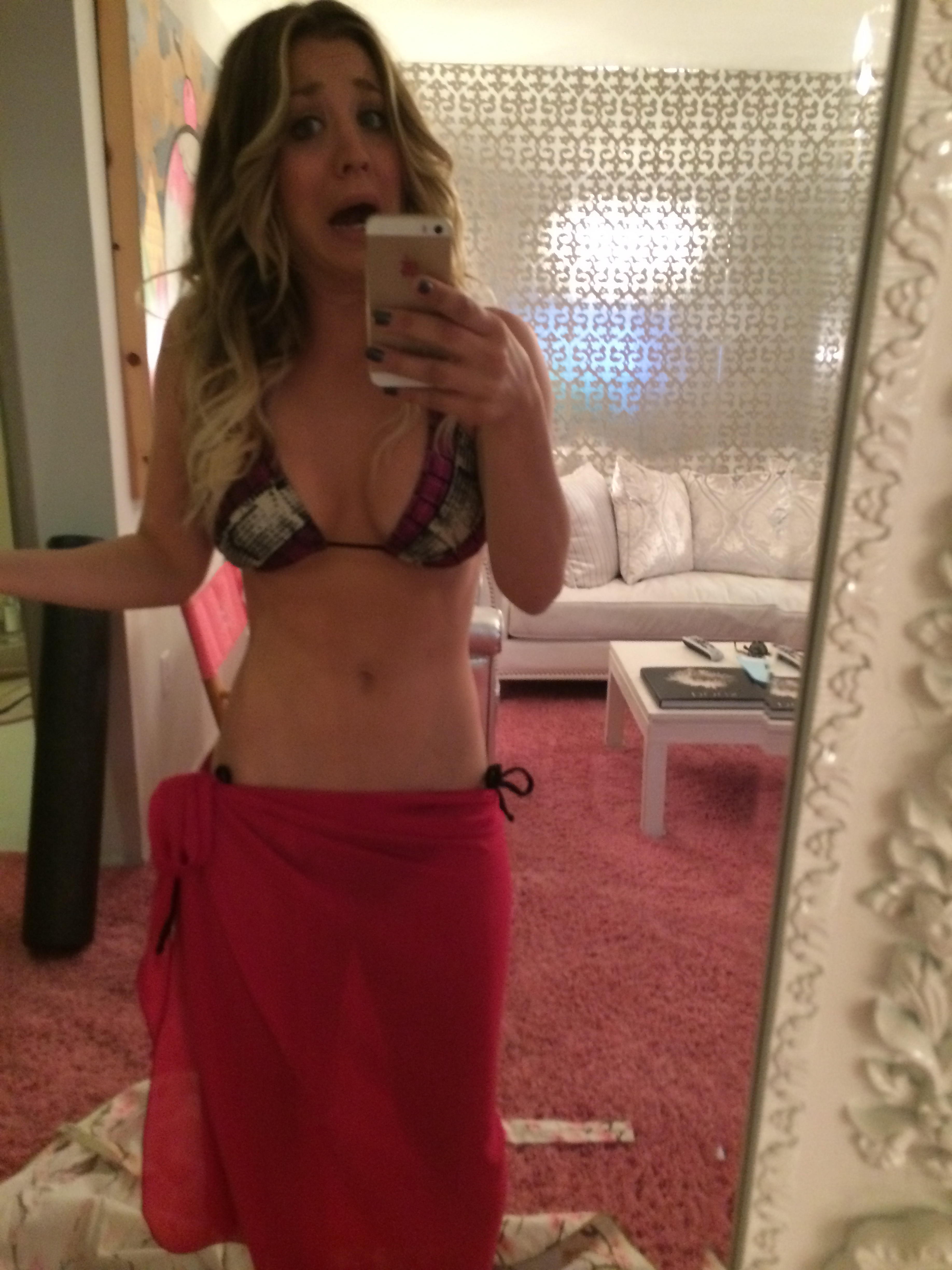 Kaley_Cuoco_leaked_private_nude_photo_and_video_hacked_personal_naked_pics_46x_MixQ_20.jpeg
