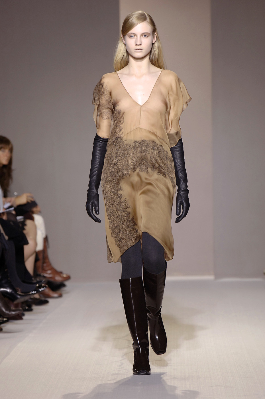 Marni_Fall_2006_kPpLlDWhtx5x.jpg