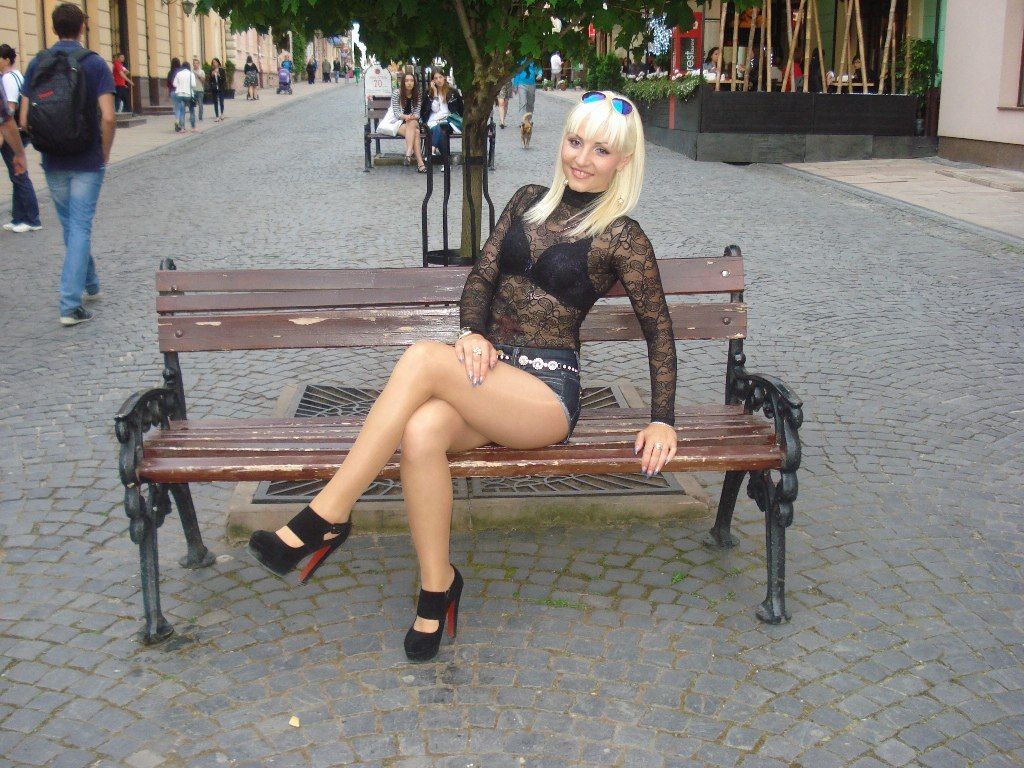Pantyhose_Russian_Blonde_008.jpg