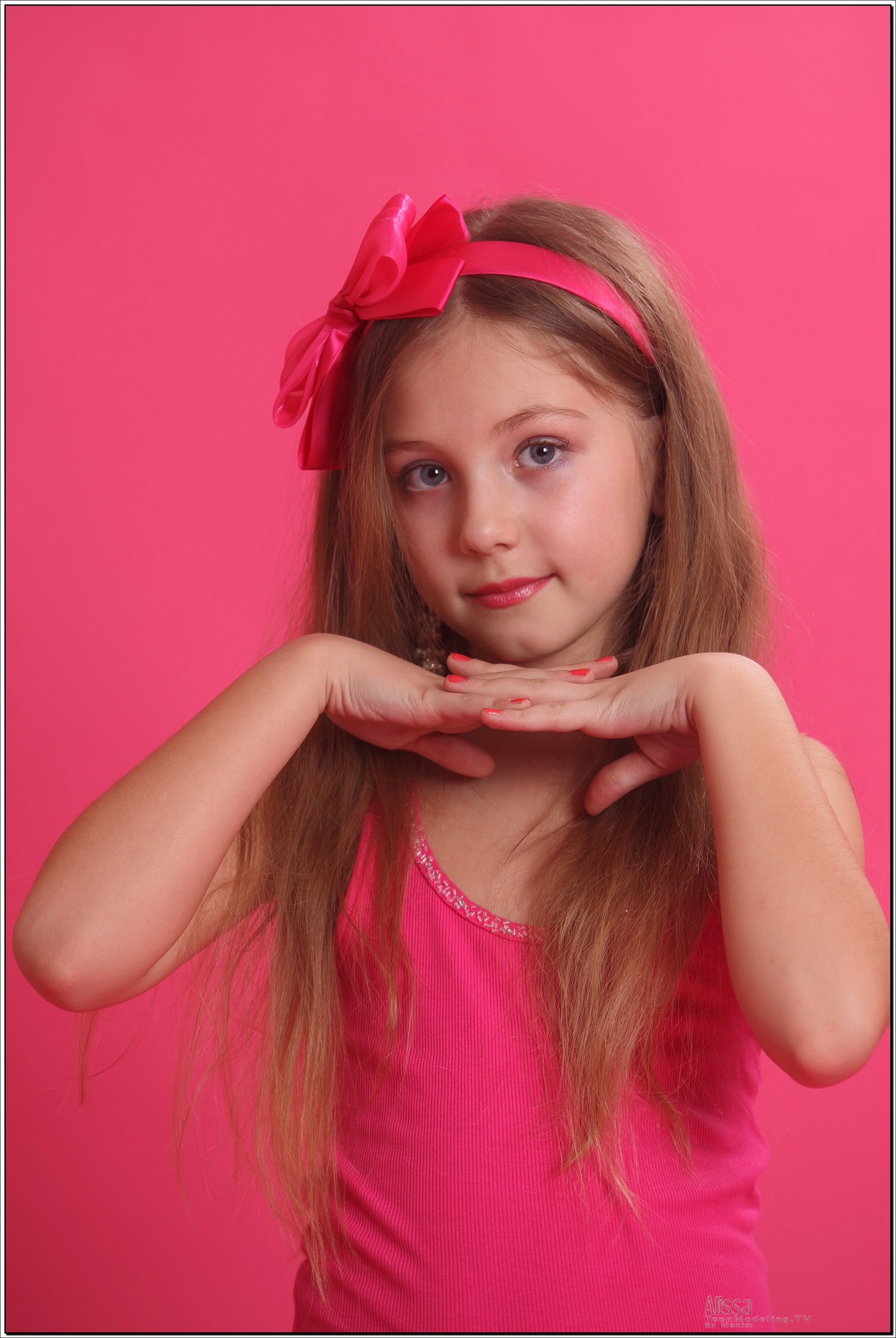 alissa_model_pinkhairbow_teenmodeling_tv_119.jpg